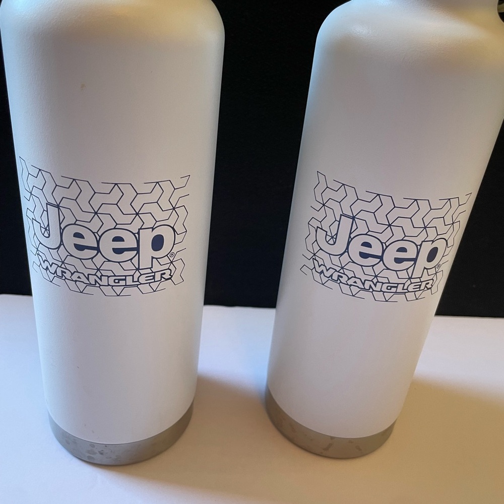 2 Jeep Wrangler stainless steel water bottles. Great condition. - Picture 2 of 9